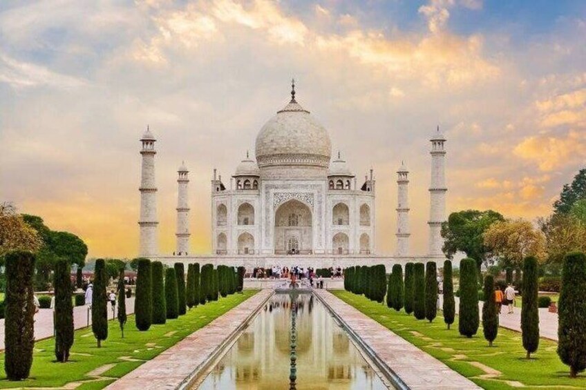 Explore New Delhi's Wonders on Private Tour 5