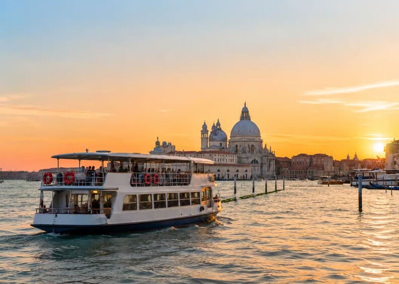 Sunset Cruise with Aperitivo & Lagoon Views 2