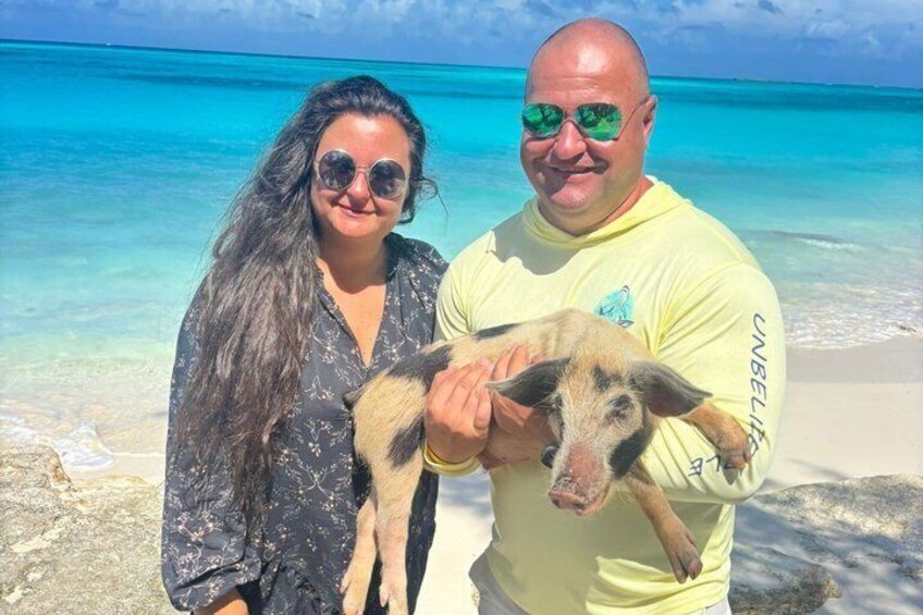 Path to Paradise: Bahamas Swimming Pigs Adventure 4
