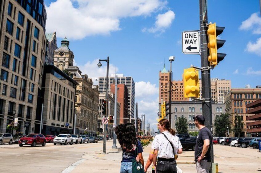 Milwaukee Third Ward Food Tour: Donuts, Sweet Treats & More 4