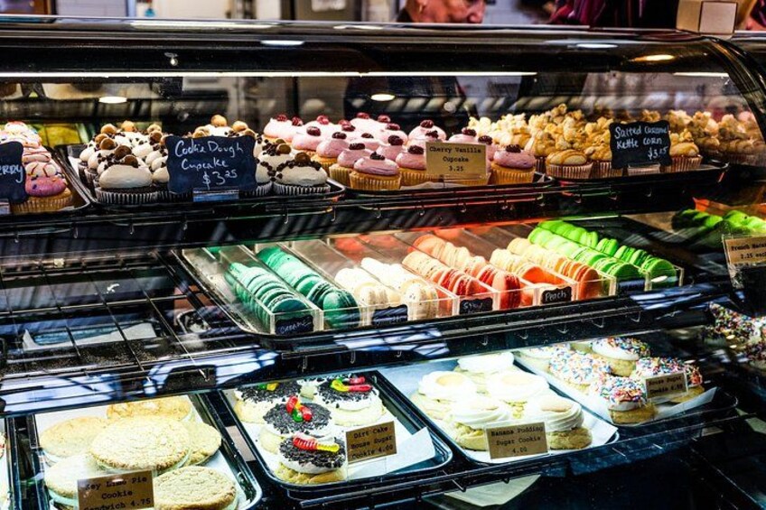Milwaukee Third Ward Food Tour: Donuts, Sweet Treats & More 5