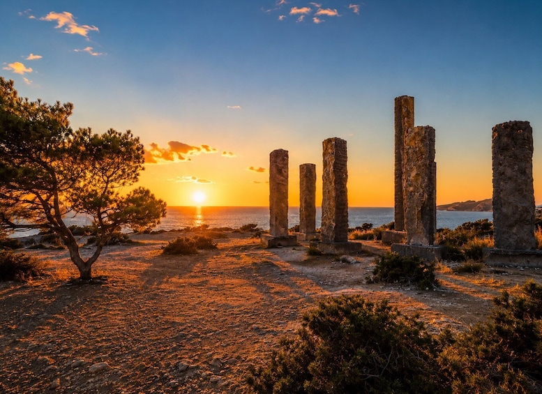 Picture 6 for Activity Ibiza: Sunset Tour to Hidden Places & Magic Island 4