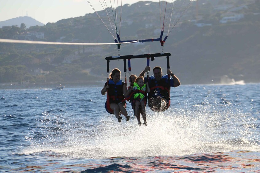 Picture 4 for Activity Sainte Maxime: Parasailing 5