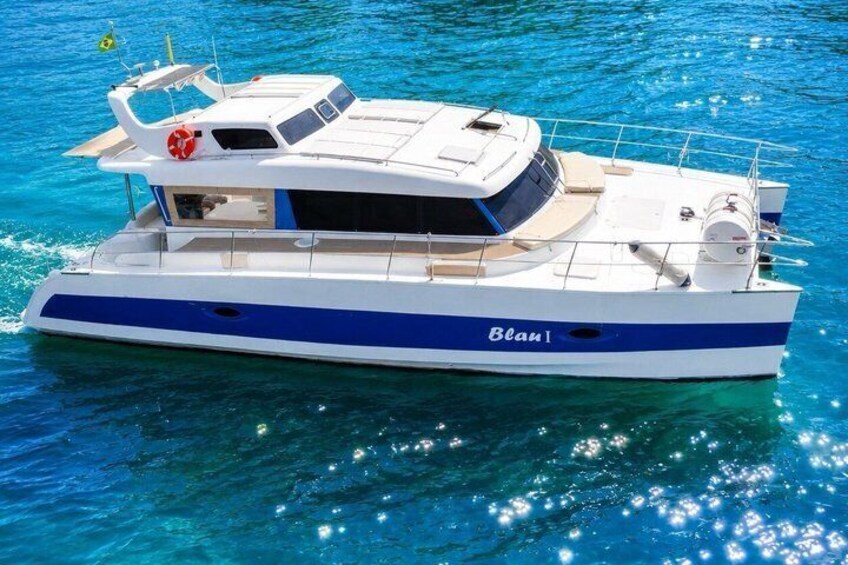 Rio de Janeiro Luxury Catamaran Tour for Up to 20 Guests 1