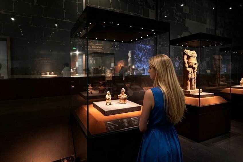 Private Combo Tour: Capital Museum & Classic Historical Landmarks 1