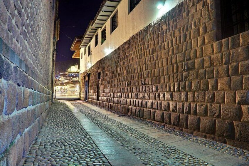 Cusco Self Guided Walking Tour Landmarks, Audio and Quiz 4