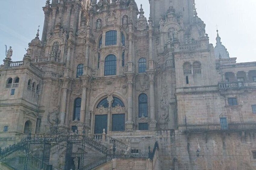 Private Walking Tour of Santiago de Compostela in Russian 2