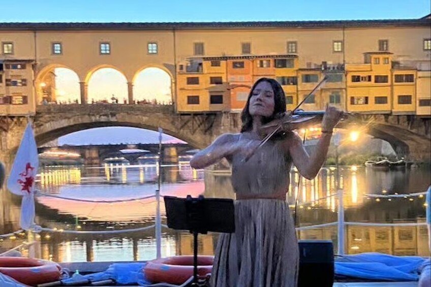 Cruise on the River Arno with Live Concert 1