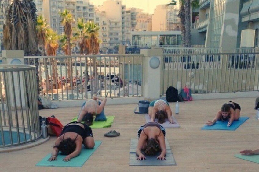 Sunset Yoga and Healthy Bites at Hotel Cavalieri 4