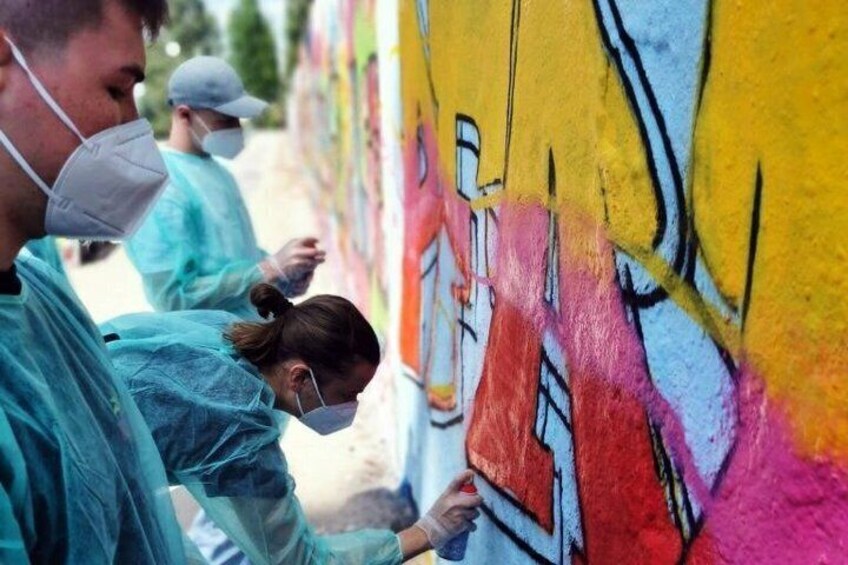 Hamburg exclusive graffiti workshop with graffiti tour for groups 5