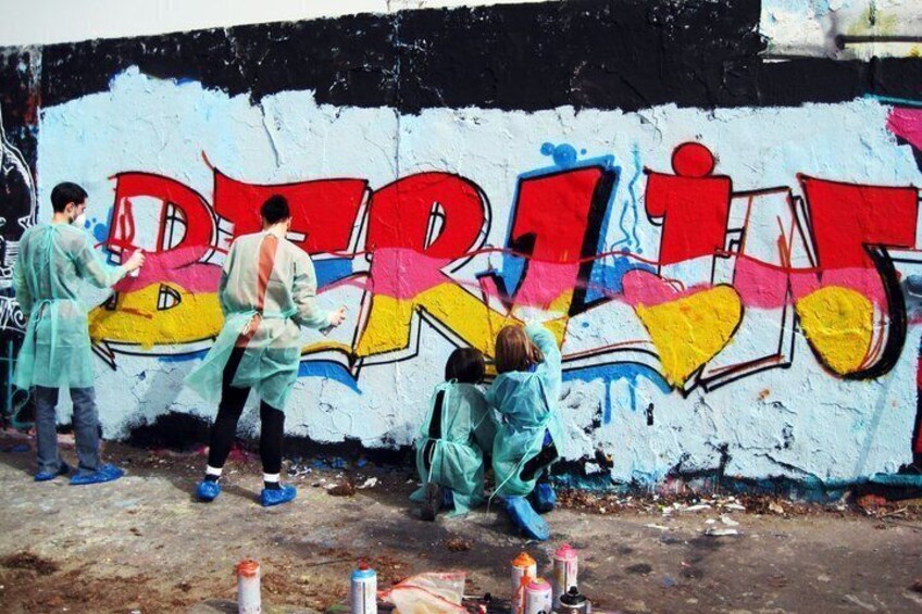 Hamburg exclusive graffiti workshop with graffiti tour for groups 4
