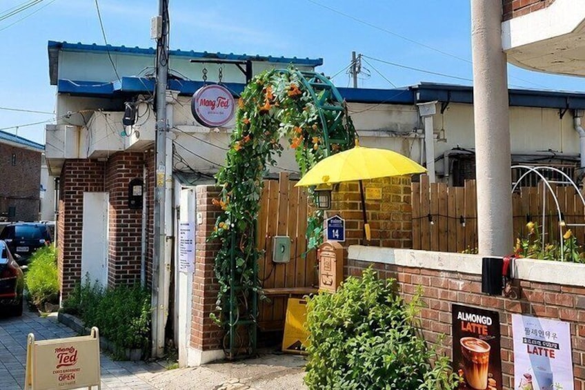 Customizable Suwon K-Drama Private Tour from Seoul 1