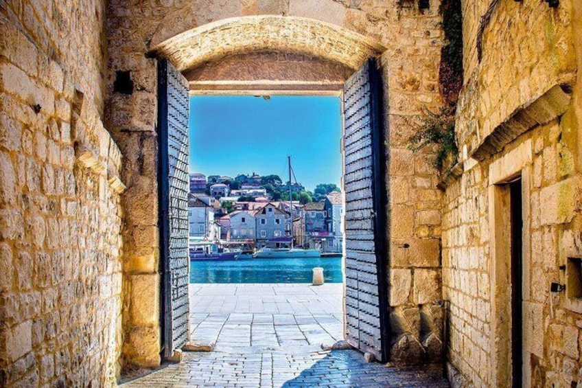 From Split: Trogir and Split Guided for Cruise Guests 1