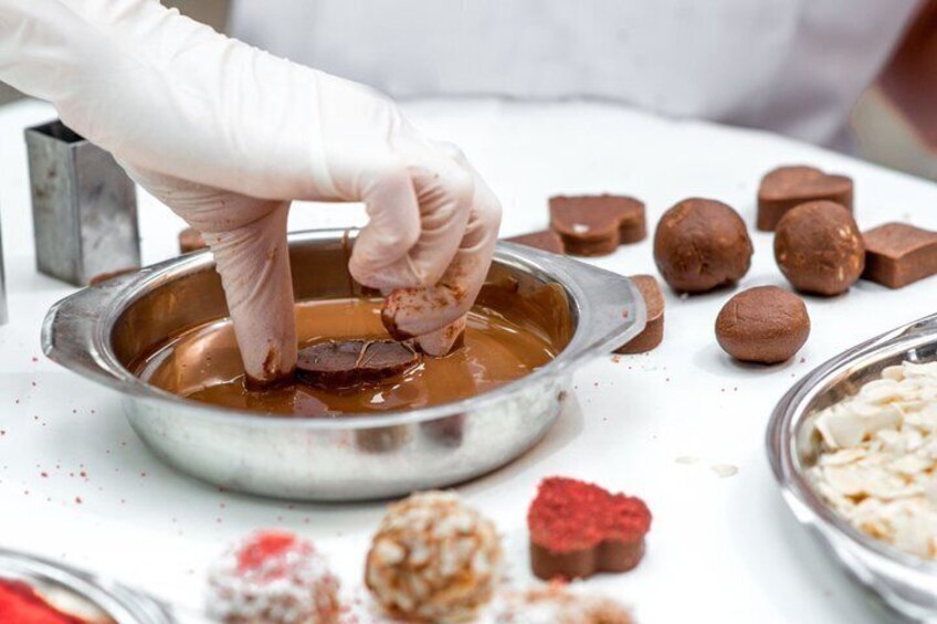 Fun Chocolate Making Class With a Local Chef in Charlotte 2