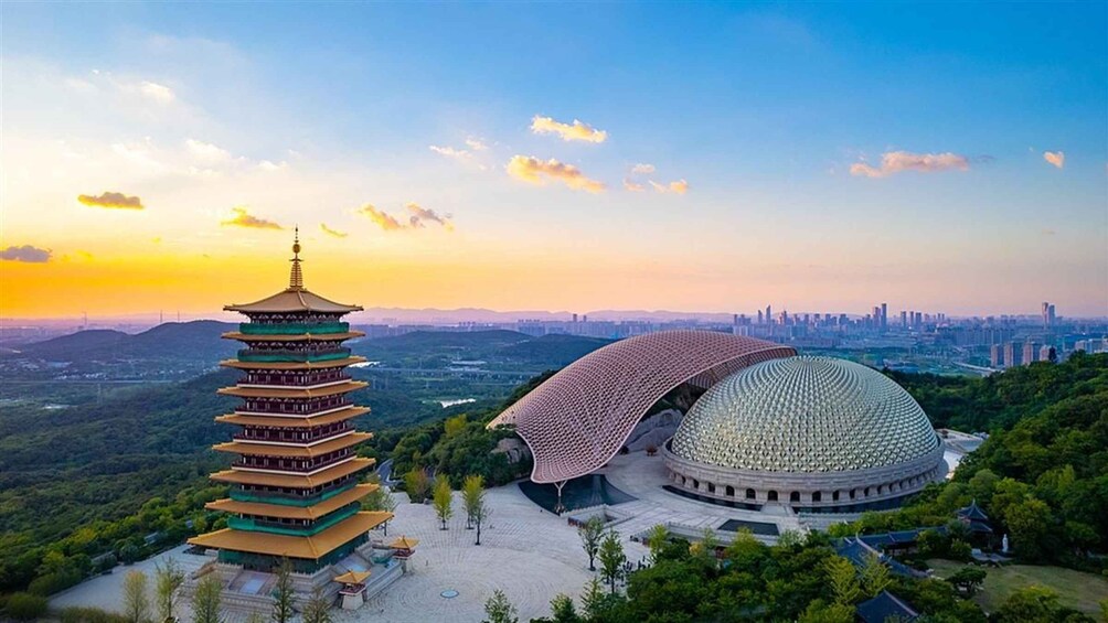 Nanjing: A Comfortable Half-Day Tour of Niushou Mountain 1
