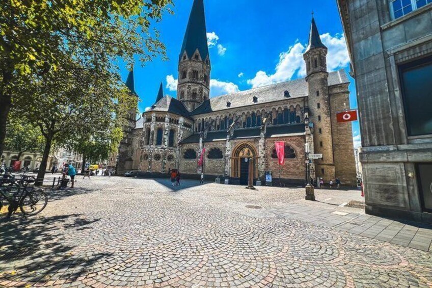 Bonn Highlights, Stories, and Local Atmosphere Tour 4