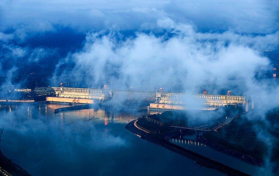Picture 11 for Activity Brand New2026 Yangtze 3 Gorges Cruise–Vista Harmony & Aurora 4