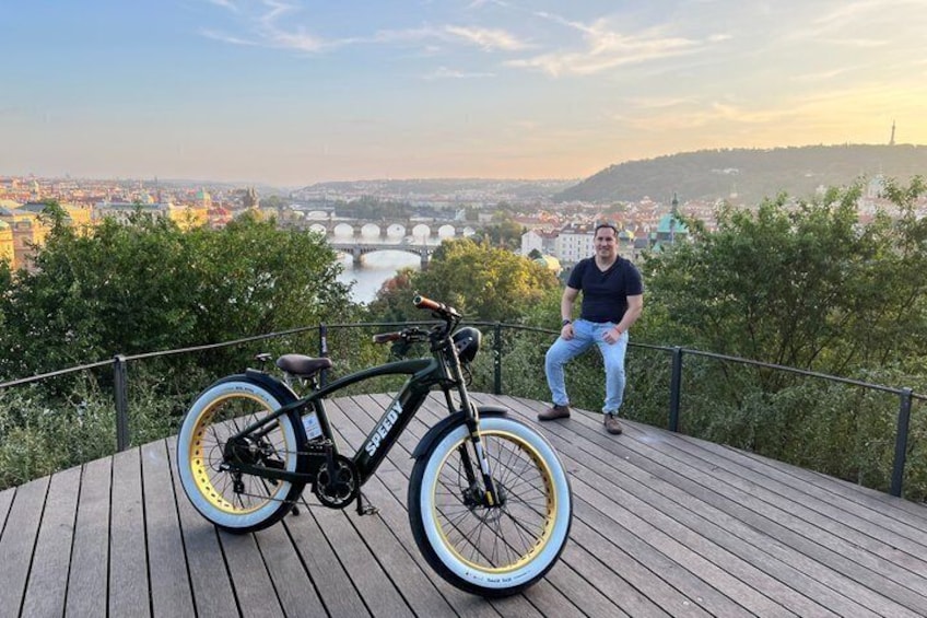 Beverly Hills and Outskirts of Prague on Retro Styled Ebike 3