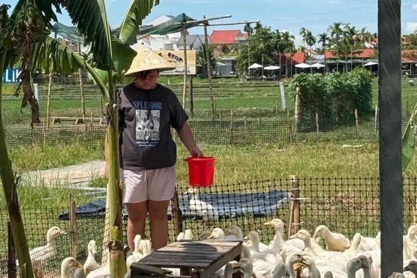 Phong Nha Duck Massage Farm Experience with Garden Visit 2