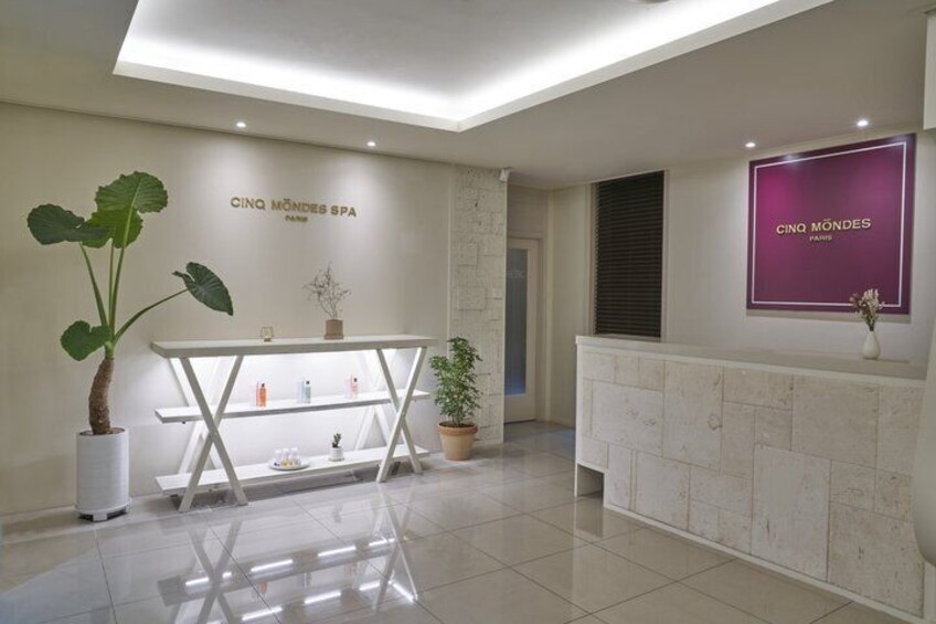 90 Minute Facial and Body Massage at Spa The Zen Mapo Seoul 4