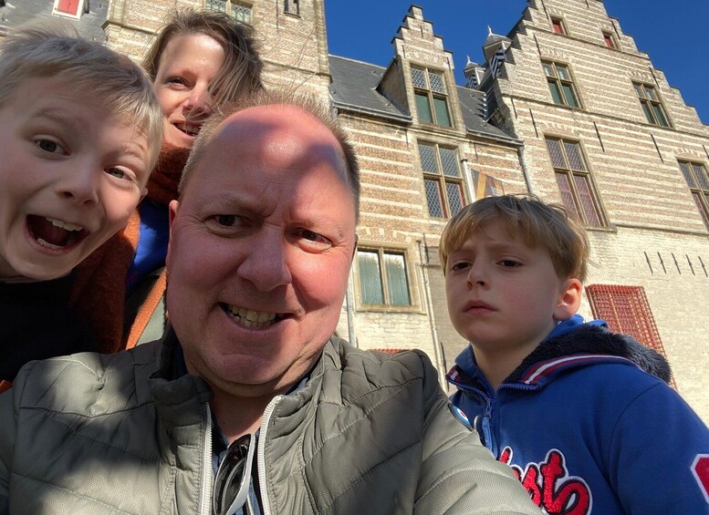 Picture 8 for Activity Bergen op Zoom: a guided group activity 2