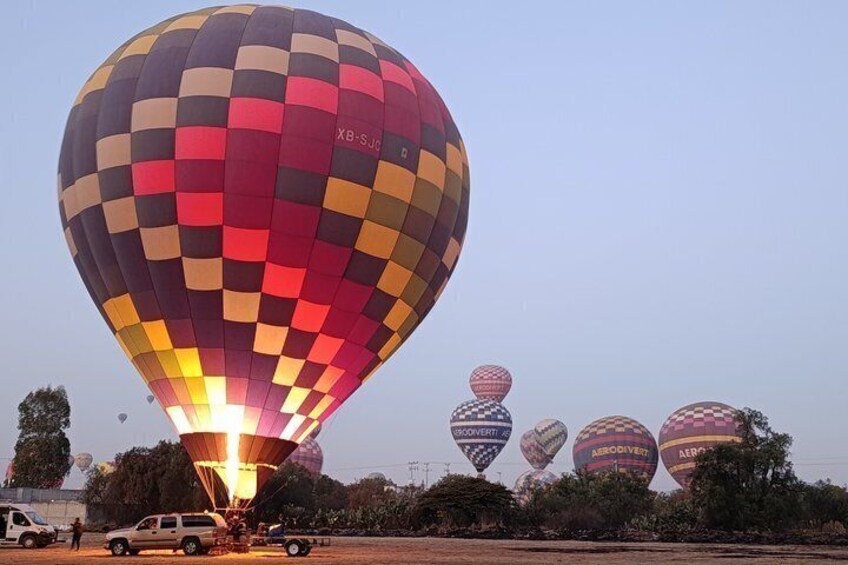 Teotihuacan Balloon flight and Basilica of Guadalupe from CDMX 4