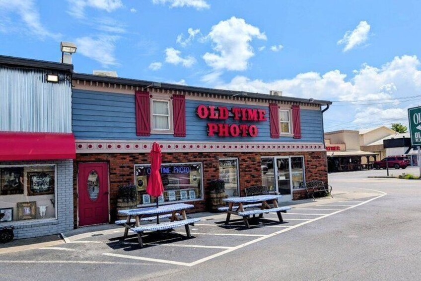 Old Time Photography Sessions in Pigeon Forge 3