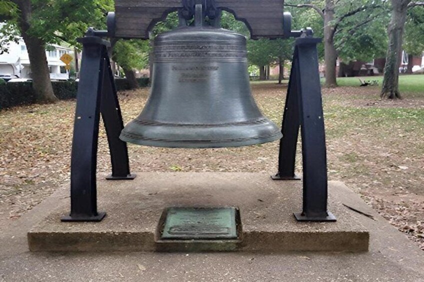 Weird and Wacky History of Annapolis Tour 4