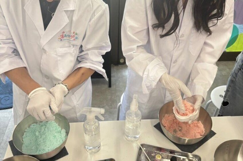 Beppu Handmade Original Bath Bomb Workshop 5