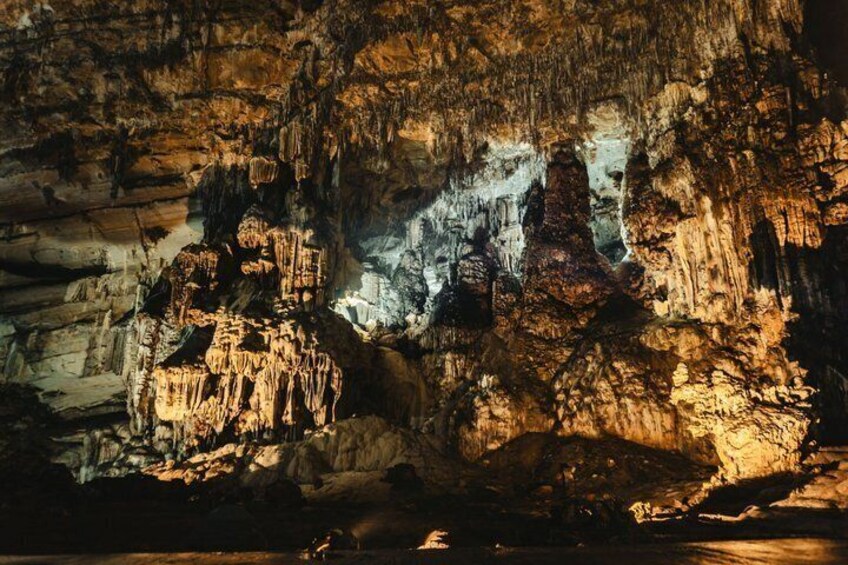 Private Tour with Mira de Aire Caves 1