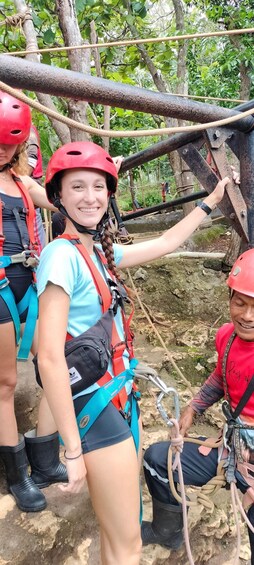 Picture 39 for Activity Yogyakarta: Jomblang , Pindul cave & river tubing with lunch 4