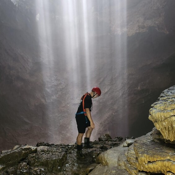 Picture 22 for Activity Yogyakarta: Jomblang , Pindul cave & river tubing with lunch 3