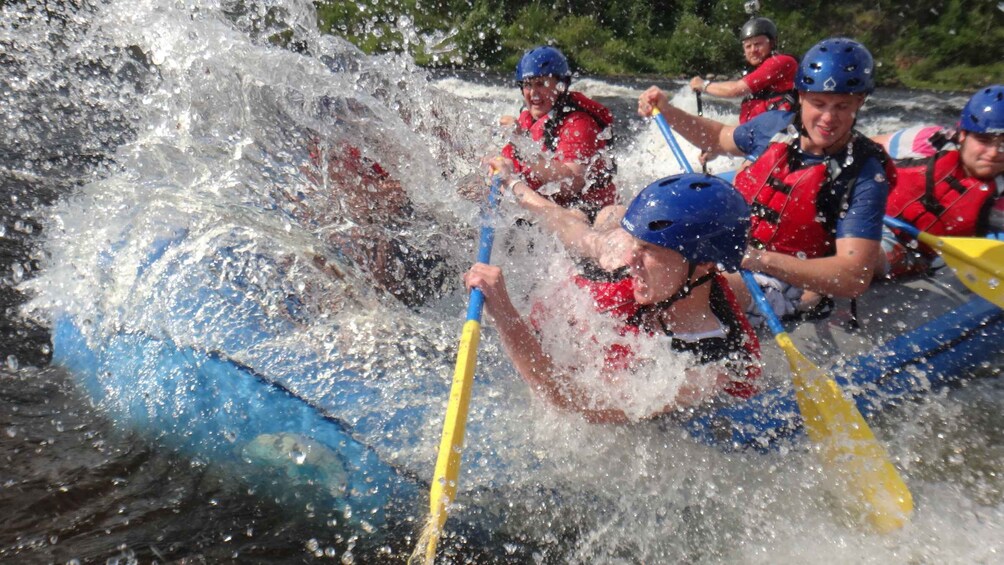 Picture 3 for Activity Exploits Canyon: White Water Rafting 5