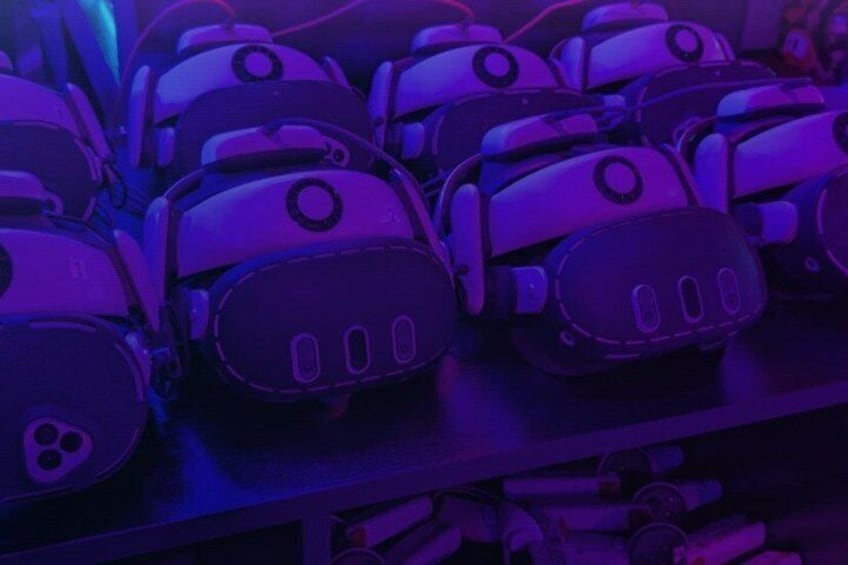 Adventure Arena VR Immersive Gaming Experience 1