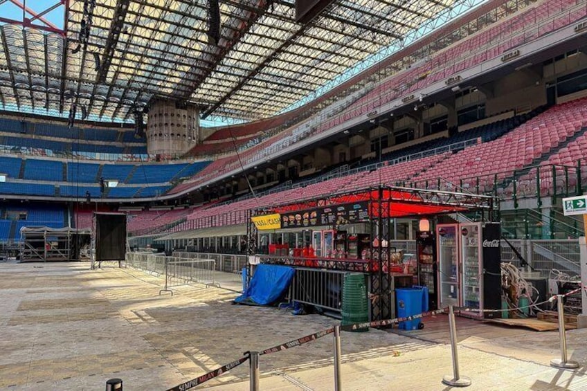 Skywalk Tour San Siro Stadium in Milan 3