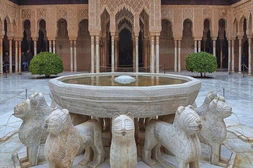 Alhambra and Nasrid Palaces Ticket and Audio Guide 2