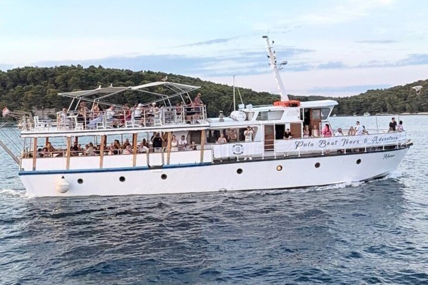 Full Day Cruise from Red Island and around Rovinj with Guide 3