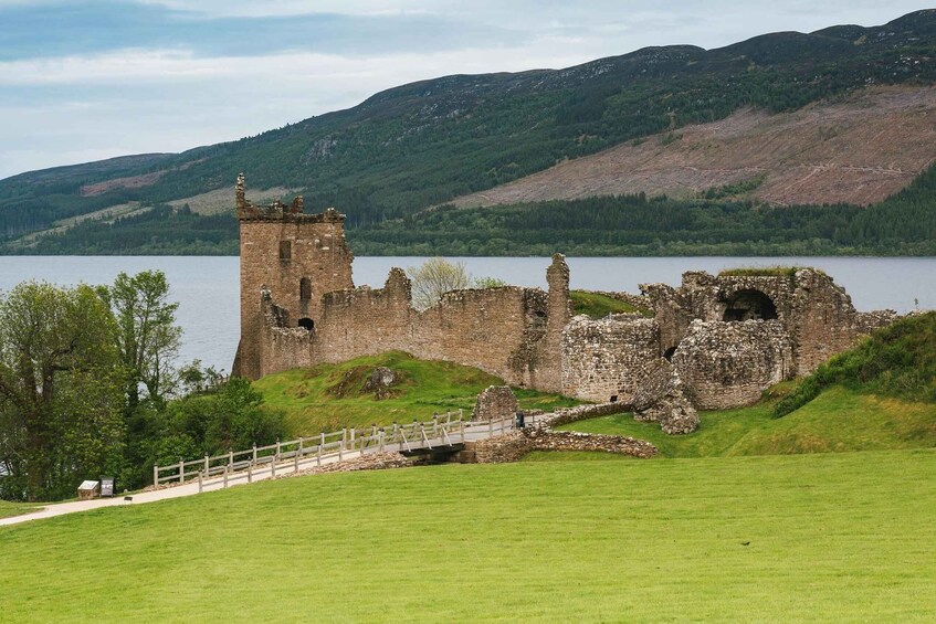 From Aberdeen: Speyside, Loch Ness and Clava Cairns Day Trip 1