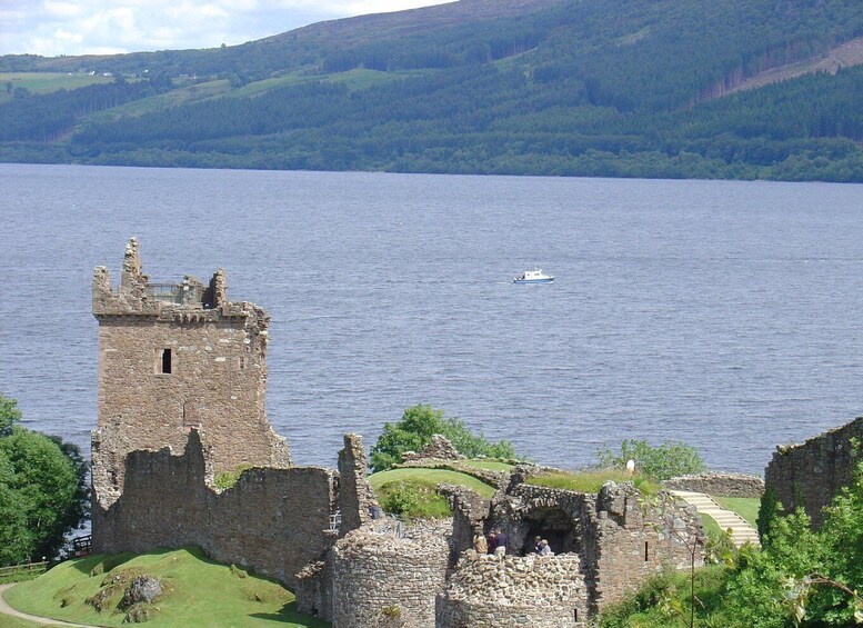 Picture 3 for Activity From Aberdeen: Speyside, Loch Ness and Clava Cairns Day Trip 4