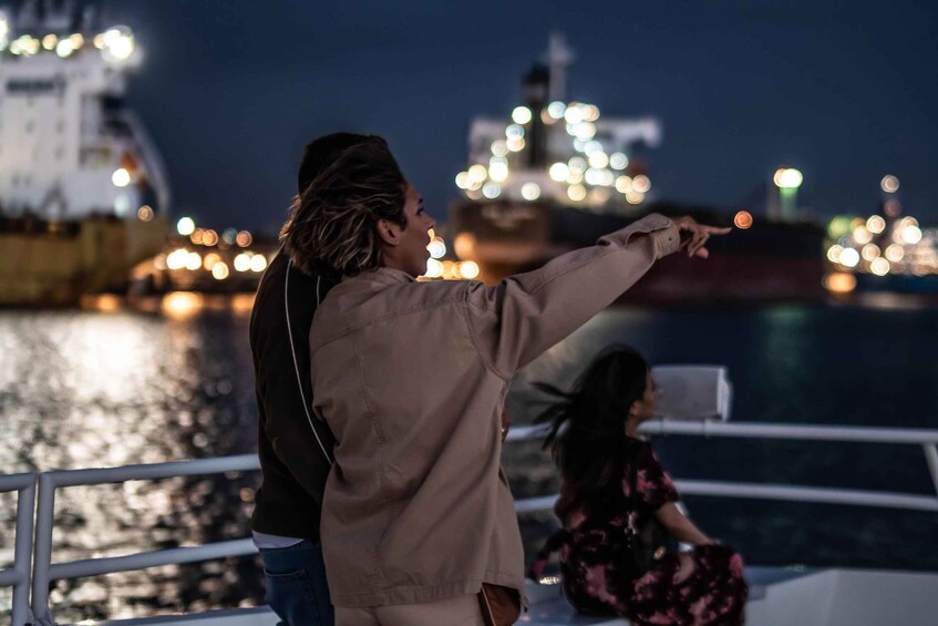 Newcastle: Harbour Dinner Cruise with Live Music 1