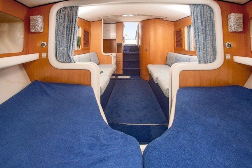 La Maddalena Boat Tour with Aperitif Lunch on Board and Snorkeling 5