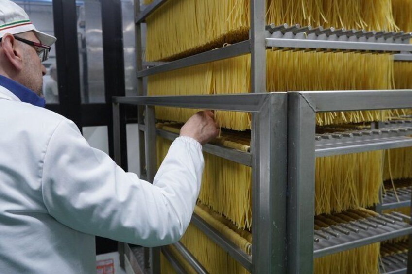 Tuscan Pasta Factory and Museum Tour near Florence 4