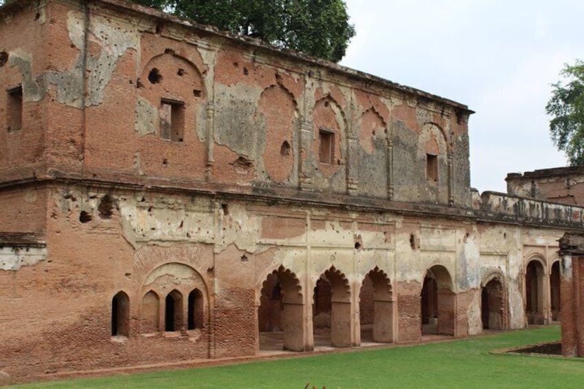 Residency The Siege of Lucknow walking Tour 3