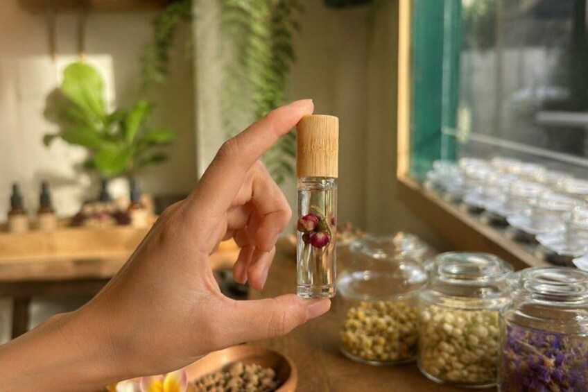 Natural Perfume Oil Workshop 1
