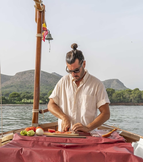 Picture 5 for Activity Mallorca: Traditional llaüt tour with local food 4