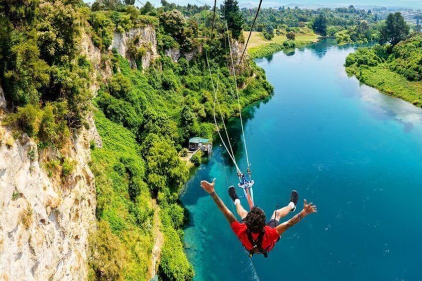 Taupō Swing North Island’s Best Adventure 1