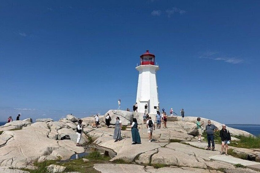 Peggy's Cove and Halifax Highlights Sightseeing Tour 1