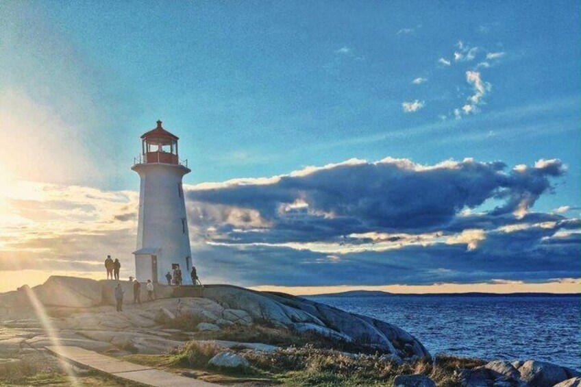 Peggy's Cove and Halifax Highlights Sightseeing Tour 1