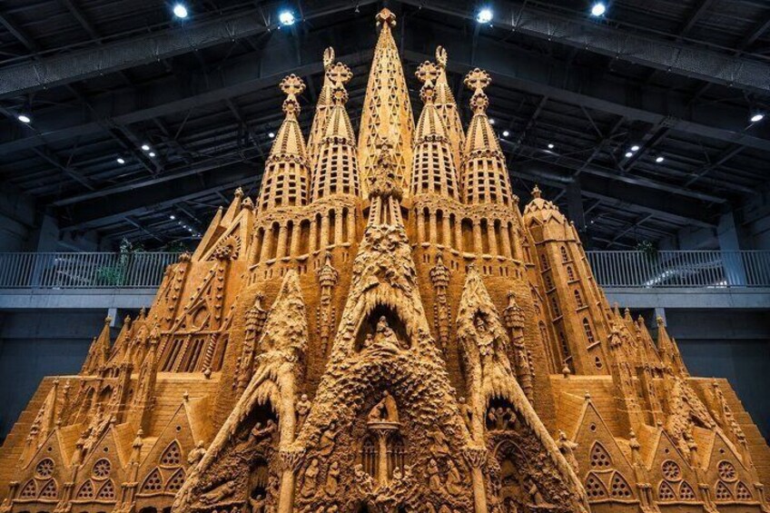 From Osaka: Conan Town and Tottori Sand Dunes Private Tour 4