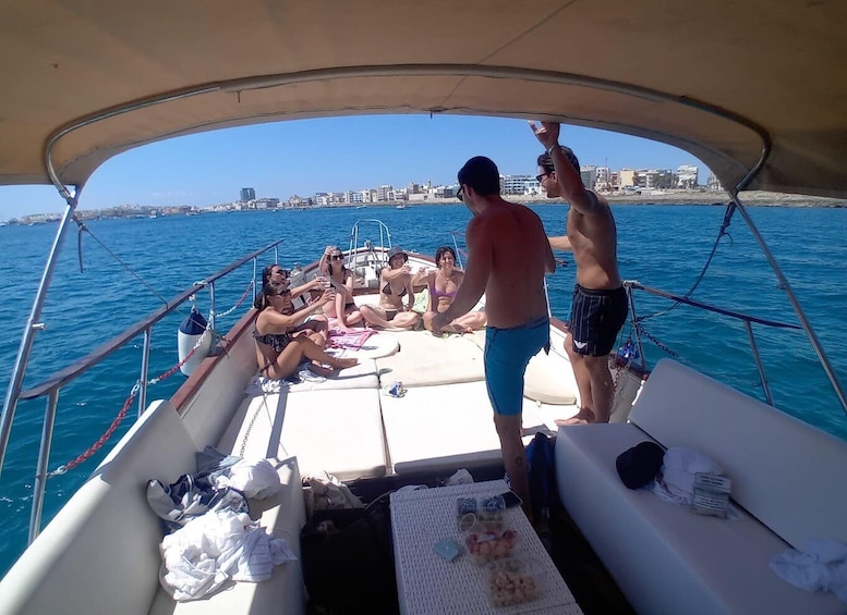 Picture 28 for Activity Gallipoli: 3-hour boat tour, aperitif on board, snorkeling and SUP 5